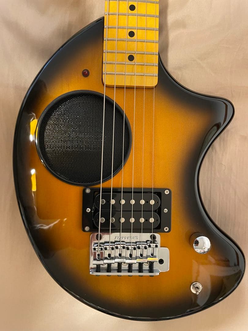 FERNANDES ZO-3 芸達者　ハードケース付き