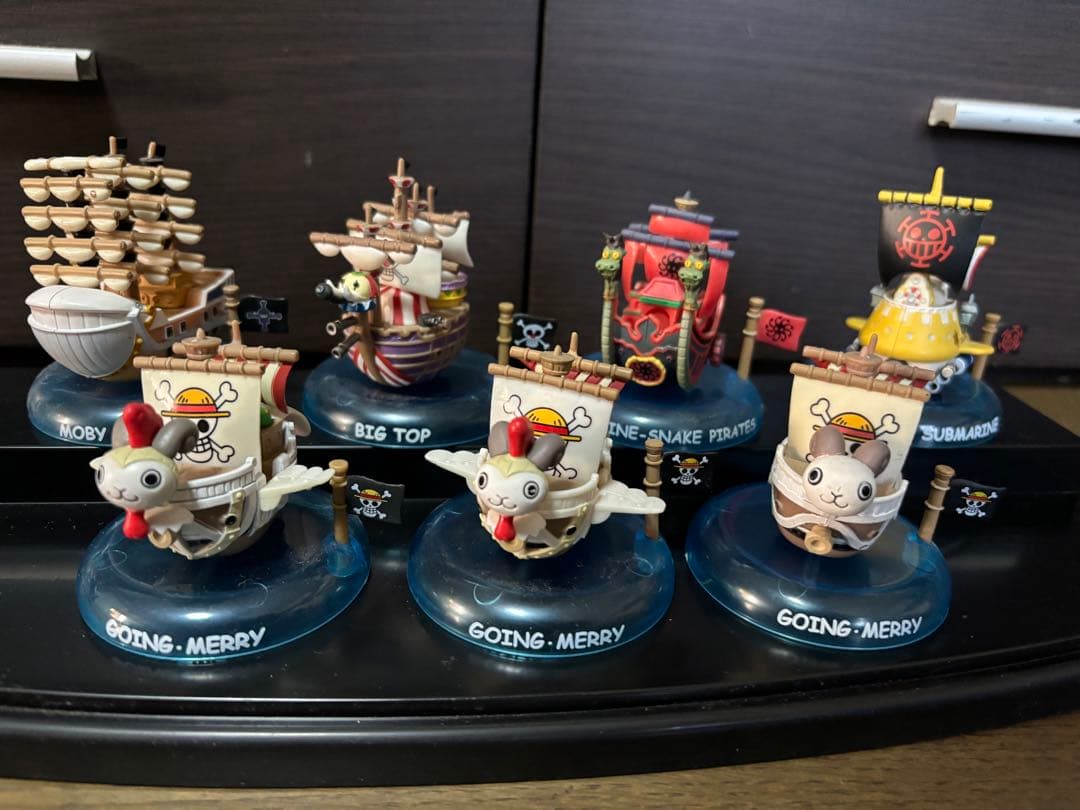 レア品　ワンピース　ゆらゆら海賊船フィギュアコレクション17個