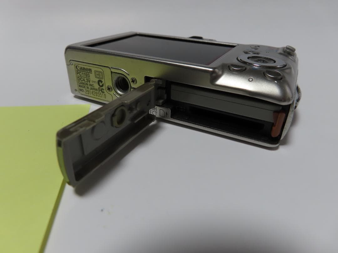 Canon IXY DIGITAL70 シルバー