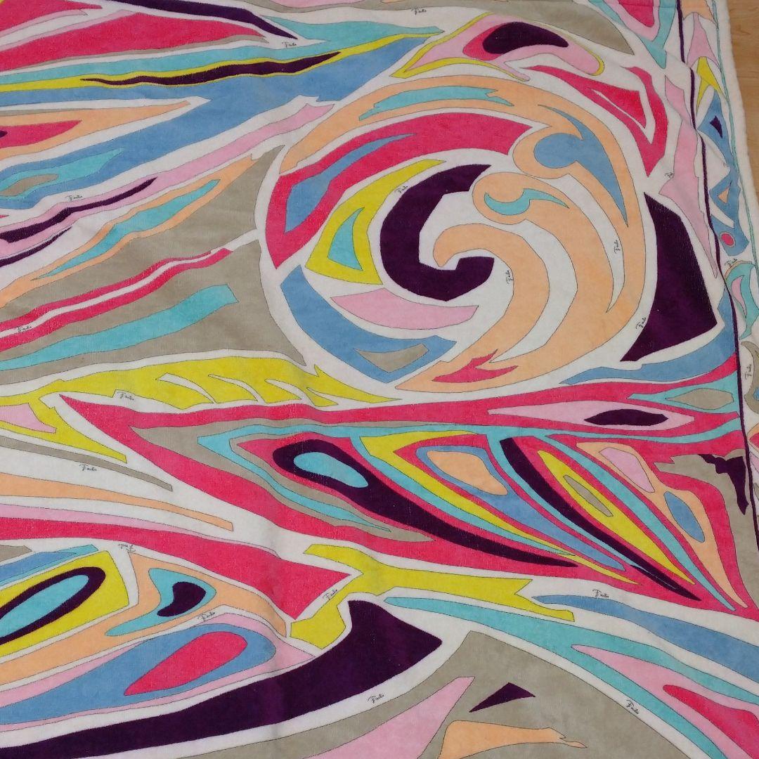 EMILIO PUCCI／エミリオプッチ大判バスタオル