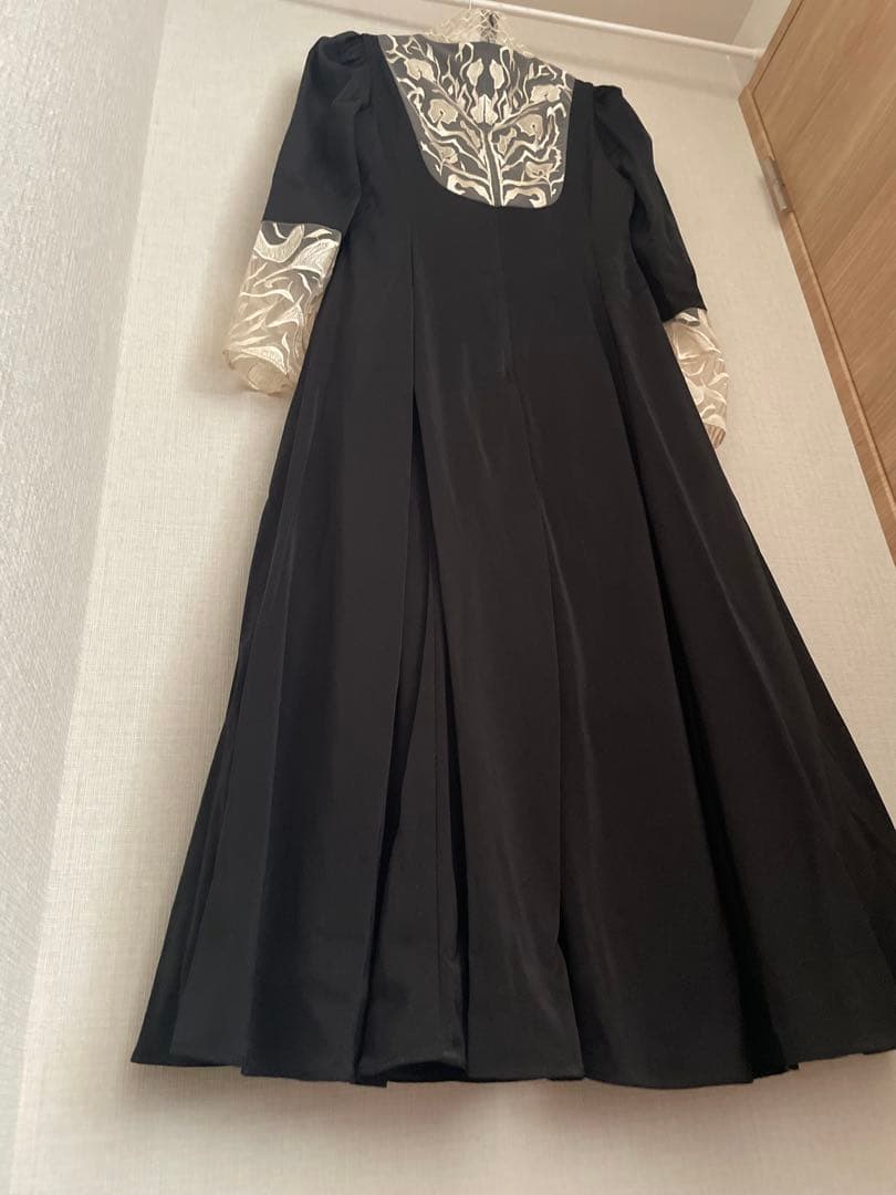 【美品】etoll バック刺繍フレアドレス オケージョンドレス