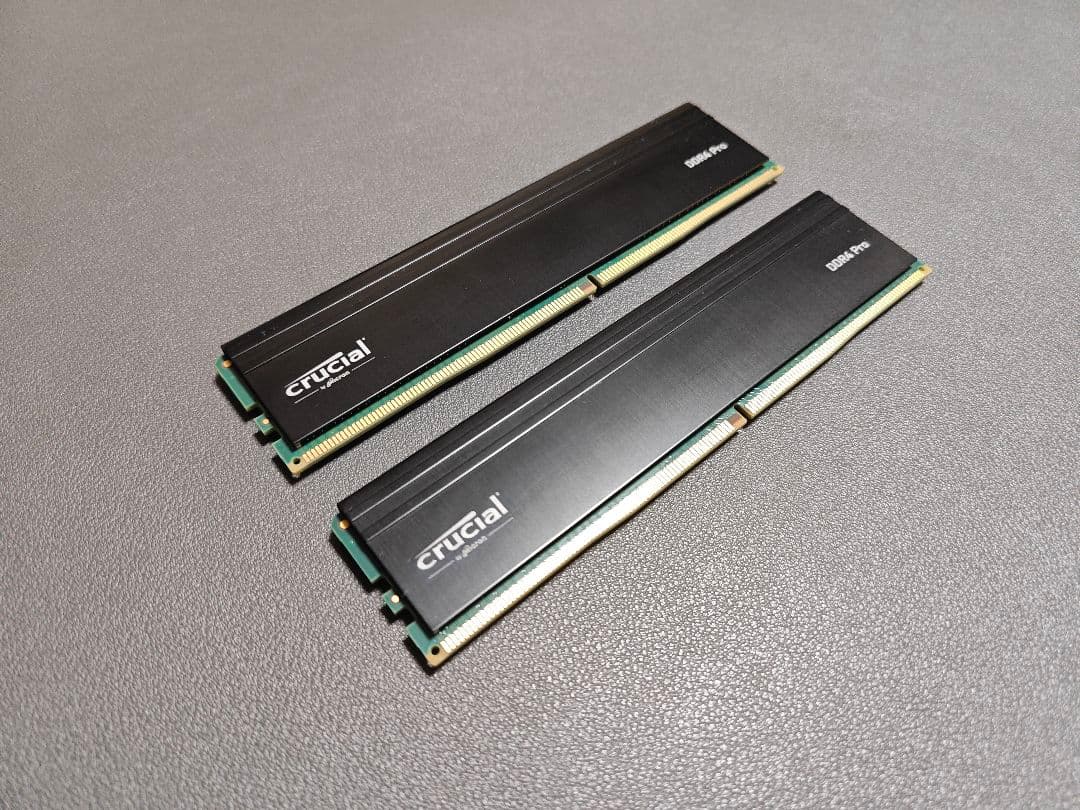 crucial DDR4 Pro 32GB (2 x 16GB) ヒートシンク付