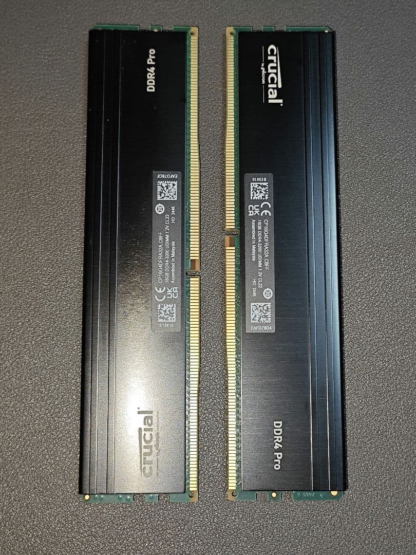 crucial DDR4 Pro 32GB (2 x 16GB) ヒートシンク付