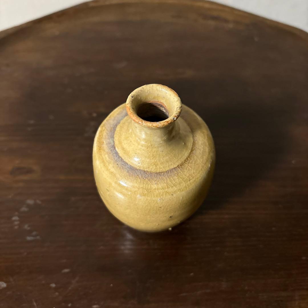 古い瀬戸小徳利　江戸明治　黄瀬戸　美濃　花器　酒器　アンティーク　古道具　検李朝