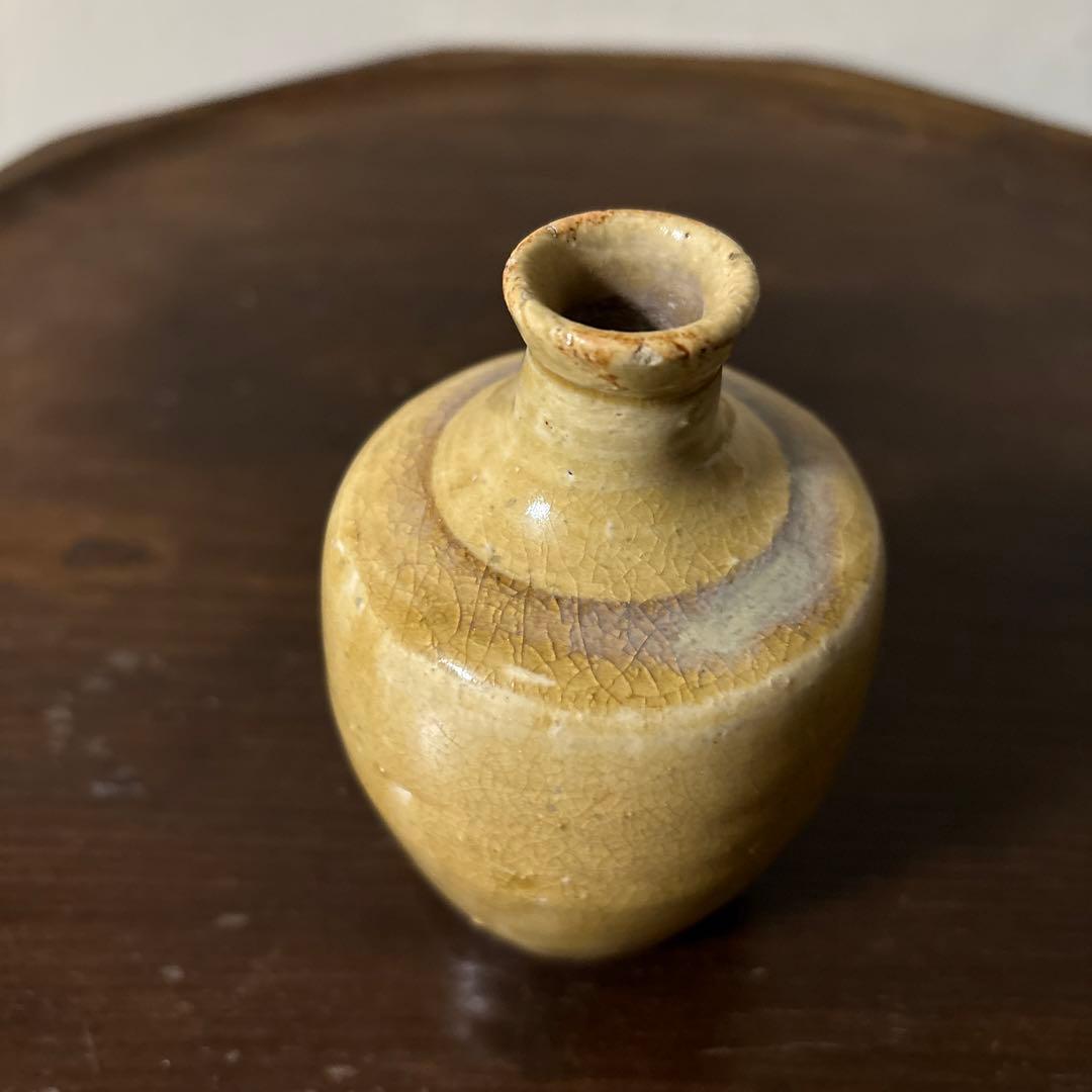 古い瀬戸小徳利　江戸明治　黄瀬戸　美濃　花器　酒器　アンティーク　古道具　検李朝