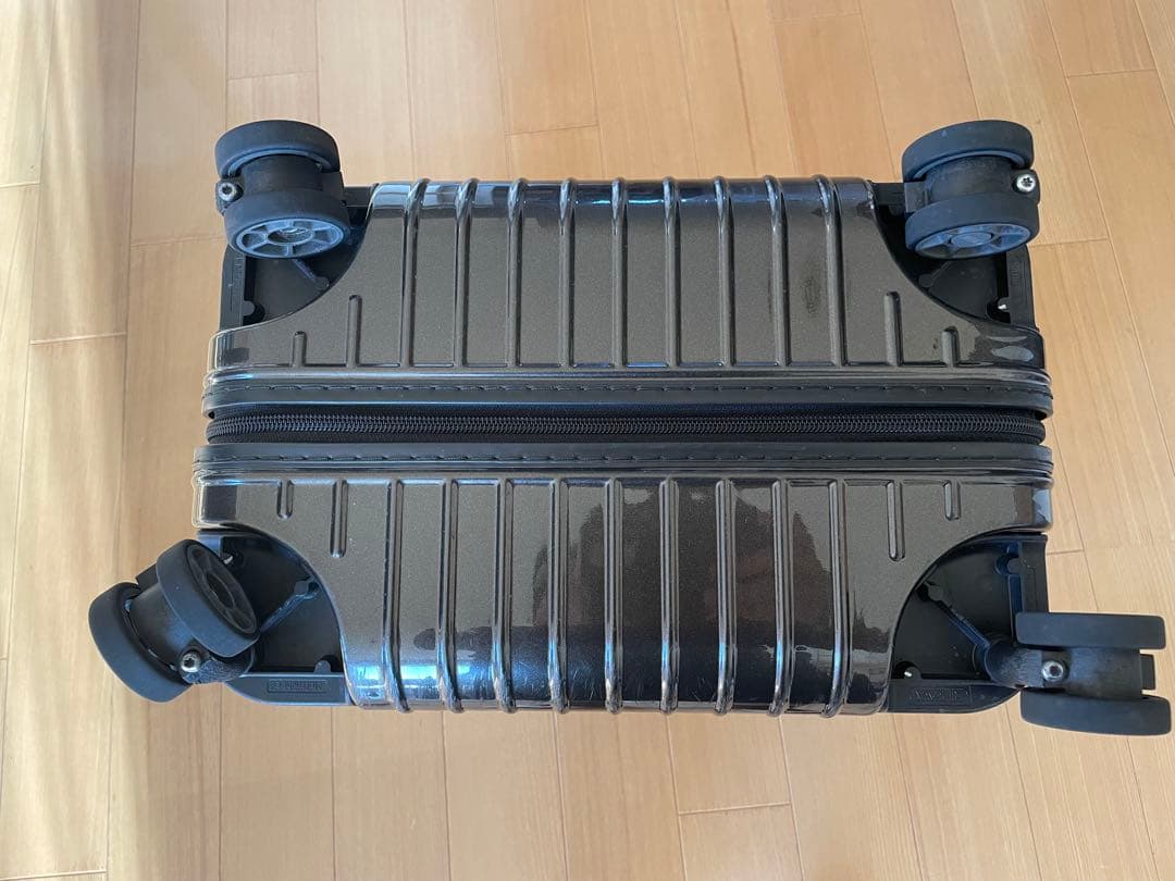 RIMOWAリモワ×ルフトハンザ スーツケース37l茶色