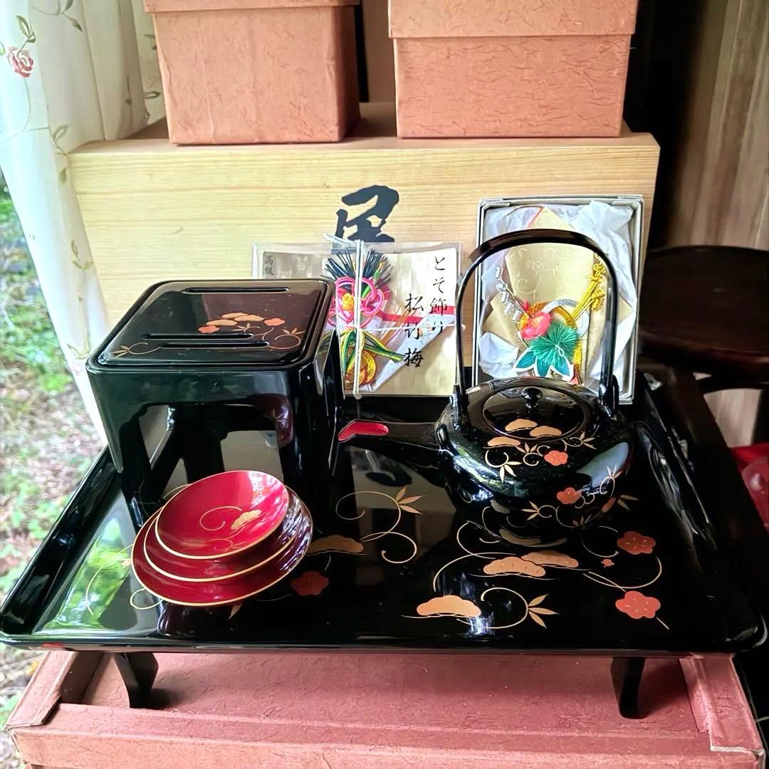 超限定1月12日迄‼️節目にJAPAN天然木会津塗お屠蘇器蒔絵松竹梅四ッ揃杉箱入
