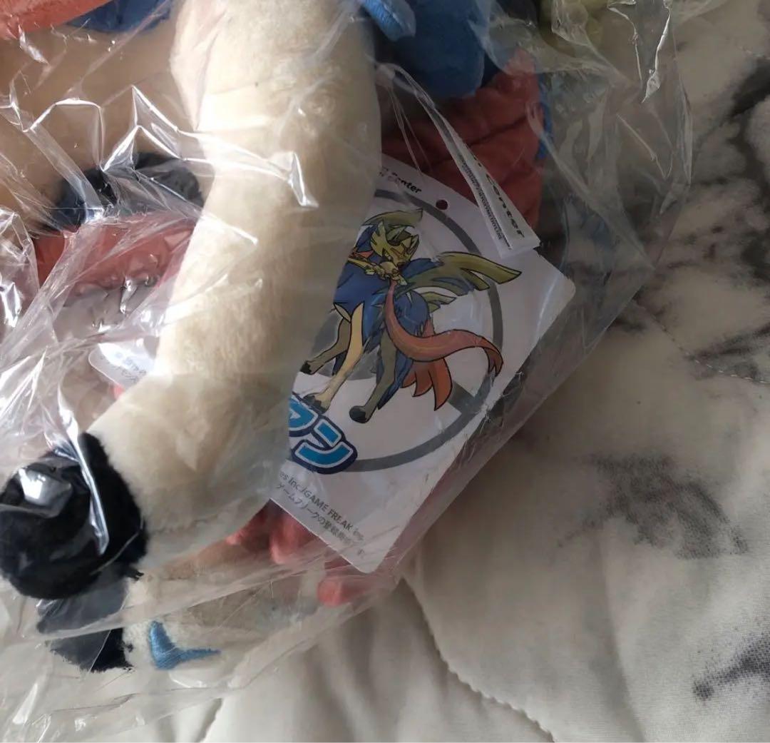 ポケモン　ザシアン　ぬいぐるみ