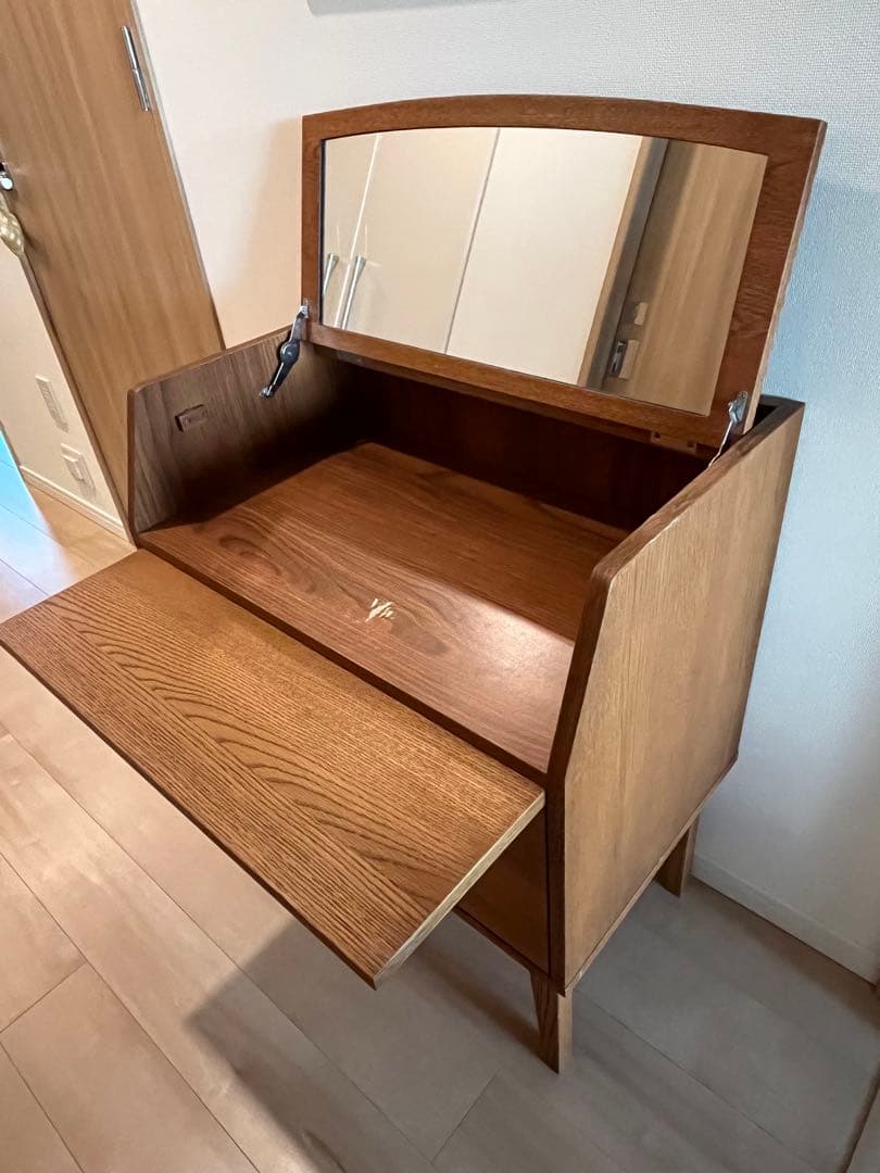 【Lilica】unico ドレッサー クルト