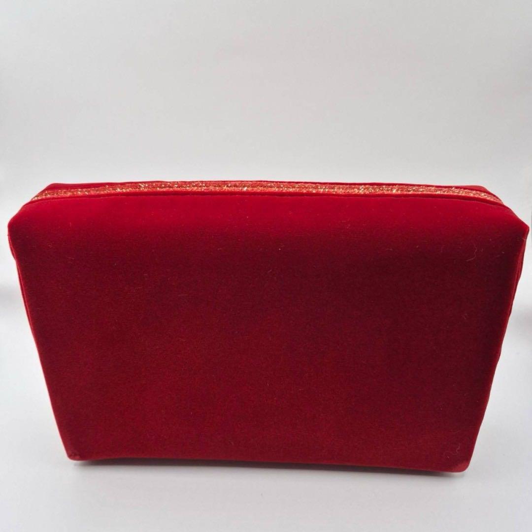 未使用　特別限定 CHANEL レ パンソー ドゥ 2019ポーチ ブラシセット