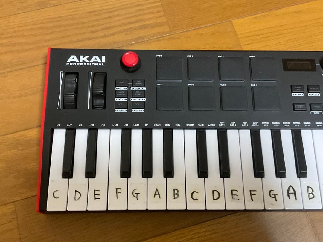 AKAI USB MIDIキーボードコントローラー 37鍵