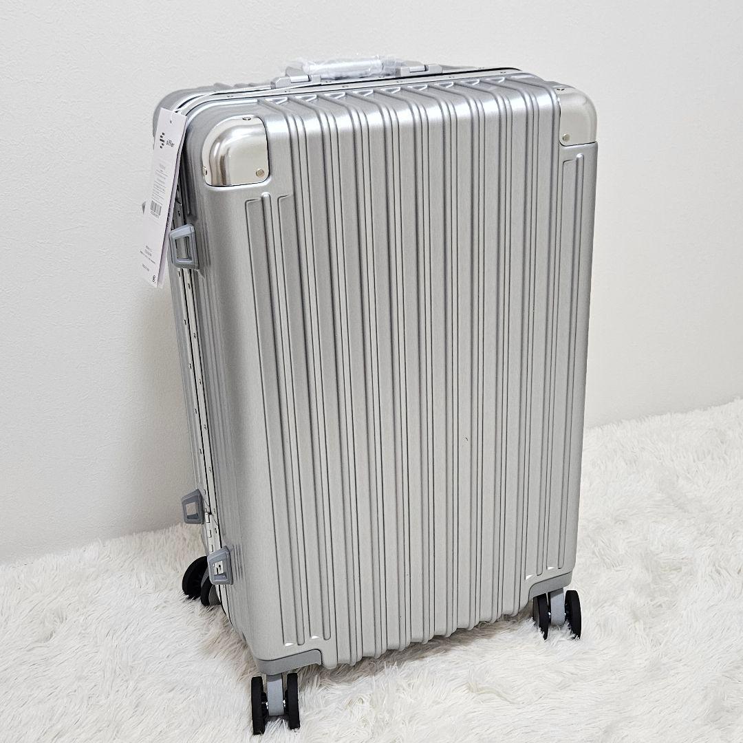 新品✨️スーツケース Mサイズ 66L 静音キャスター TSAロック