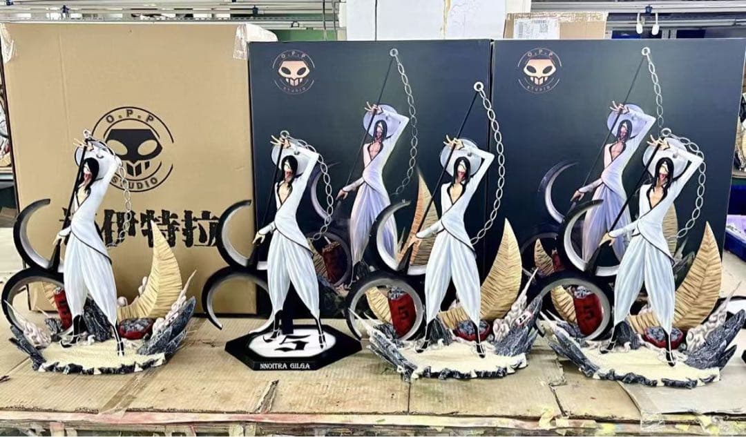 BLEACH ノイトラ・ジルガガレージキット ガレキ スタチュー①④