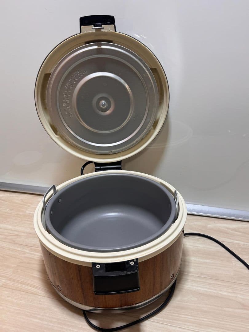 (2) Zojirushi 炊飯器 木目調 THA-C40A