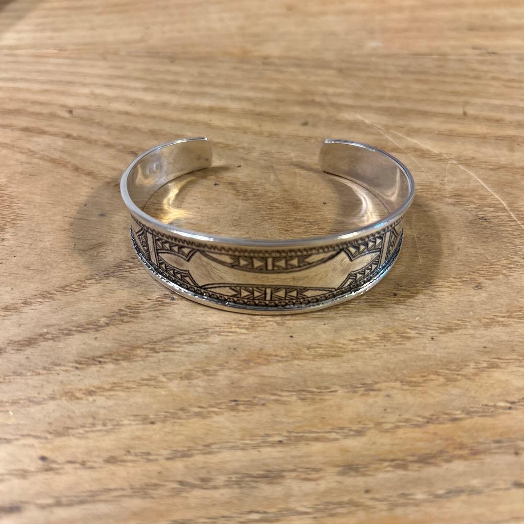 美品　Adawat'n Tuareg ルブハー バングル　トゥアレグ