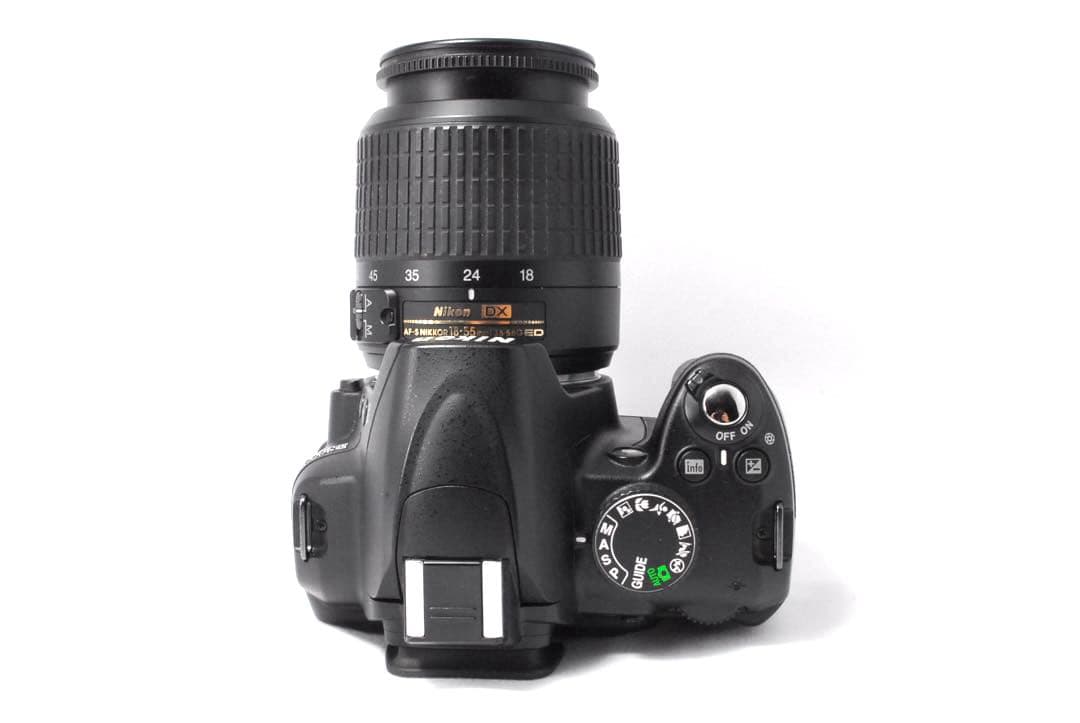 高画質✨届いてすぐ使える✨軽量✨スマホ転送可✨Nikon D3000✨簡単操作✨