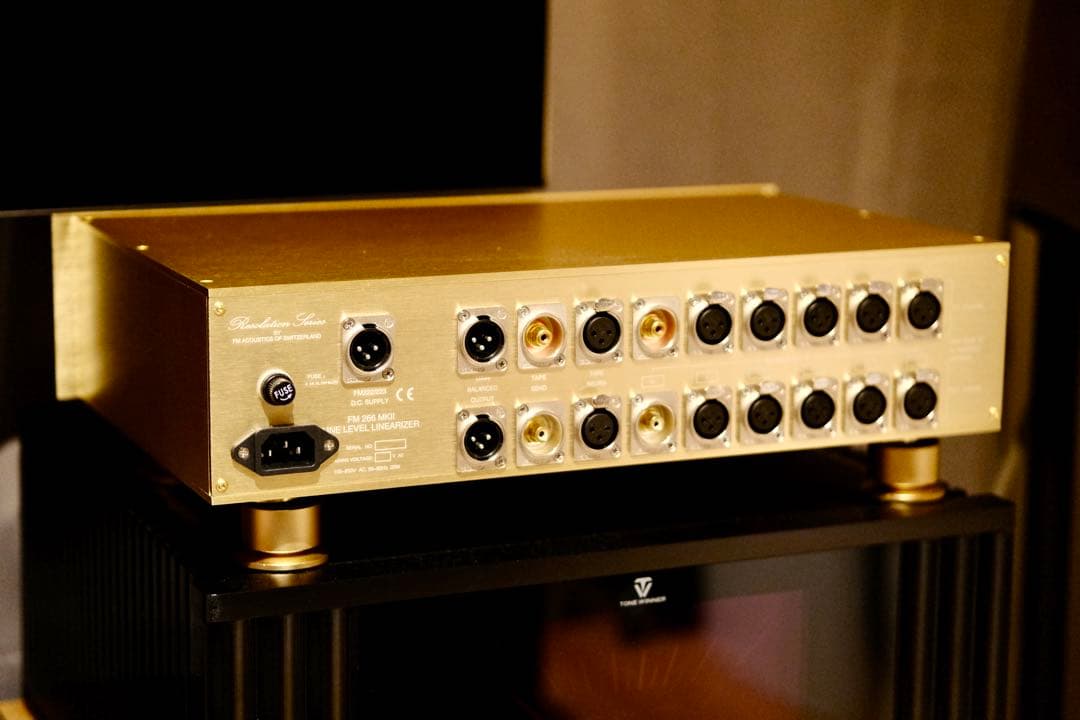 1:1クローン FM266 コントロールアンプ XLR出力バージョン