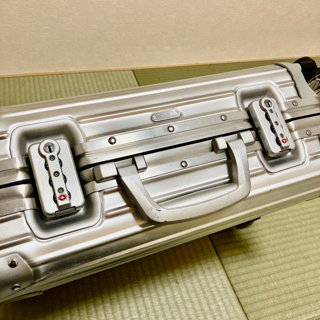 美品・リモワトパーズ 4輪32L ルフトハンザ航空モデル　限界値引き中20日迄