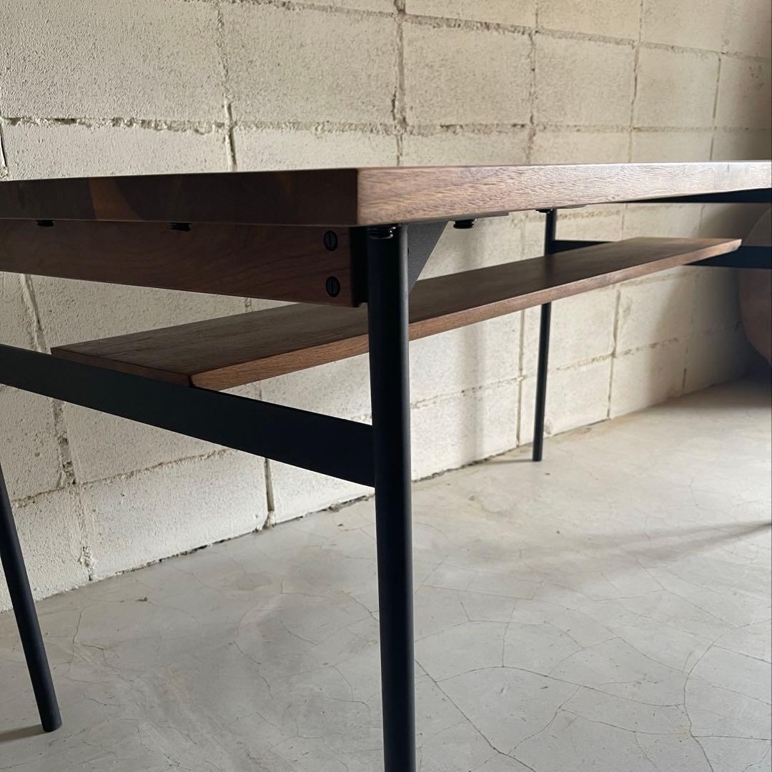 美品　unico ウニコ　ダイニングテーブル　ウォールナット無垢　棚付アイアン脚