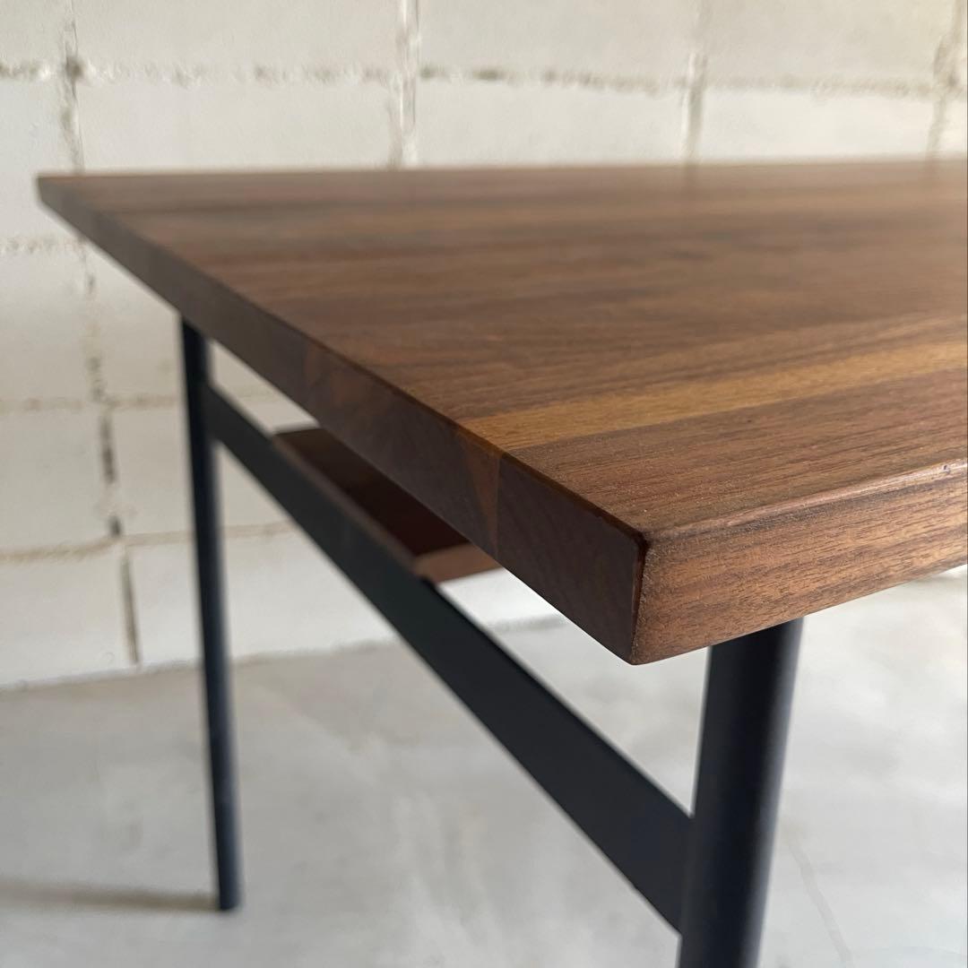 美品　unico ウニコ　ダイニングテーブル　ウォールナット無垢　棚付アイアン脚