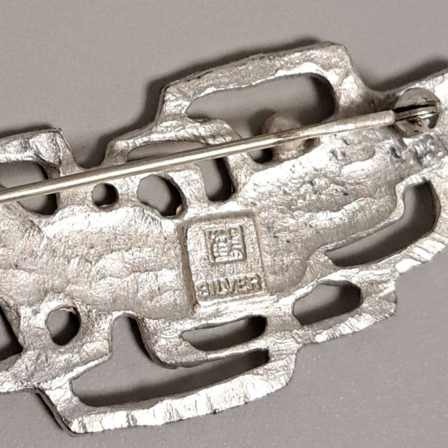 作家物　日本　鶴岡鉦次郞作　銀製　七宝焼　ブローチ