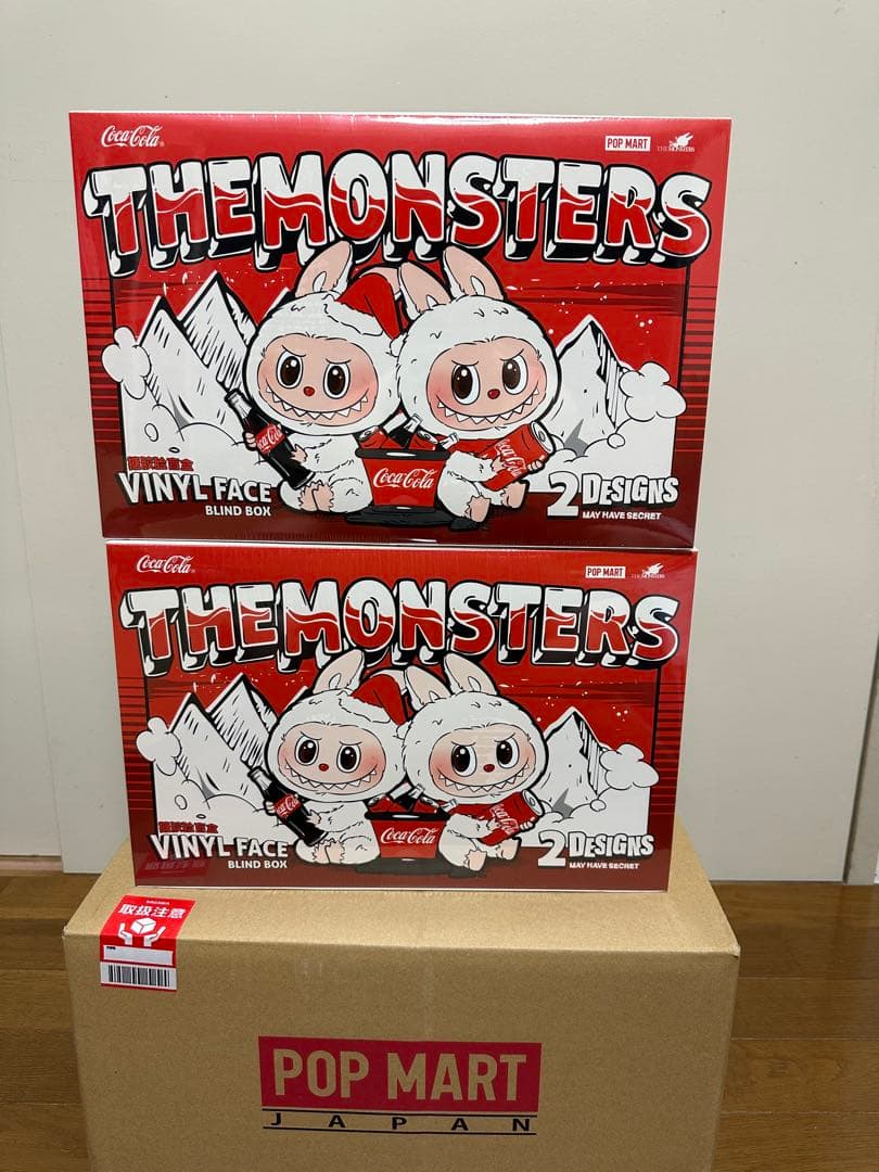 THE MONSTERS コカ・コーラ シリーズ ぬいぐるみ[２個セット＋プレ]