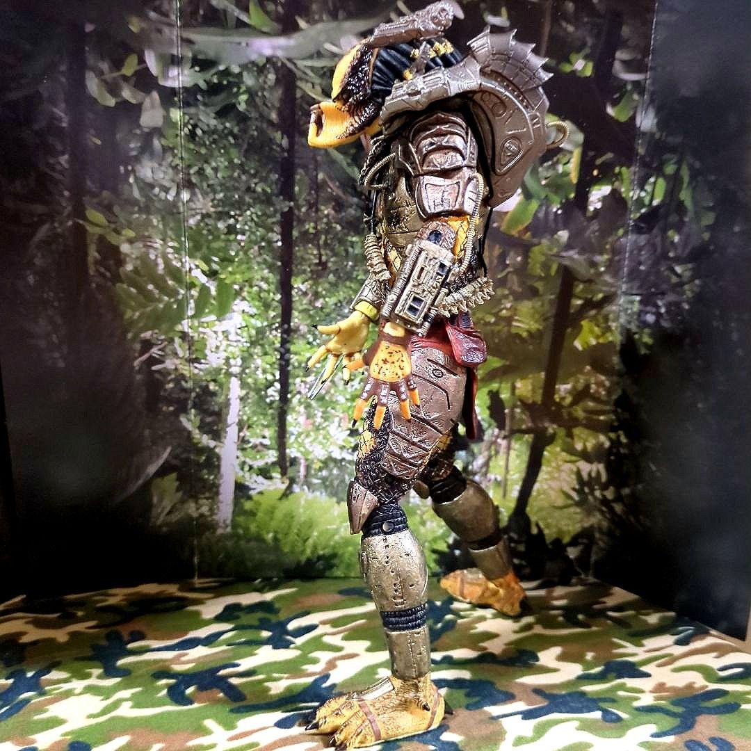 NECA／ジャングルハンタープレデター【中古•開封品】