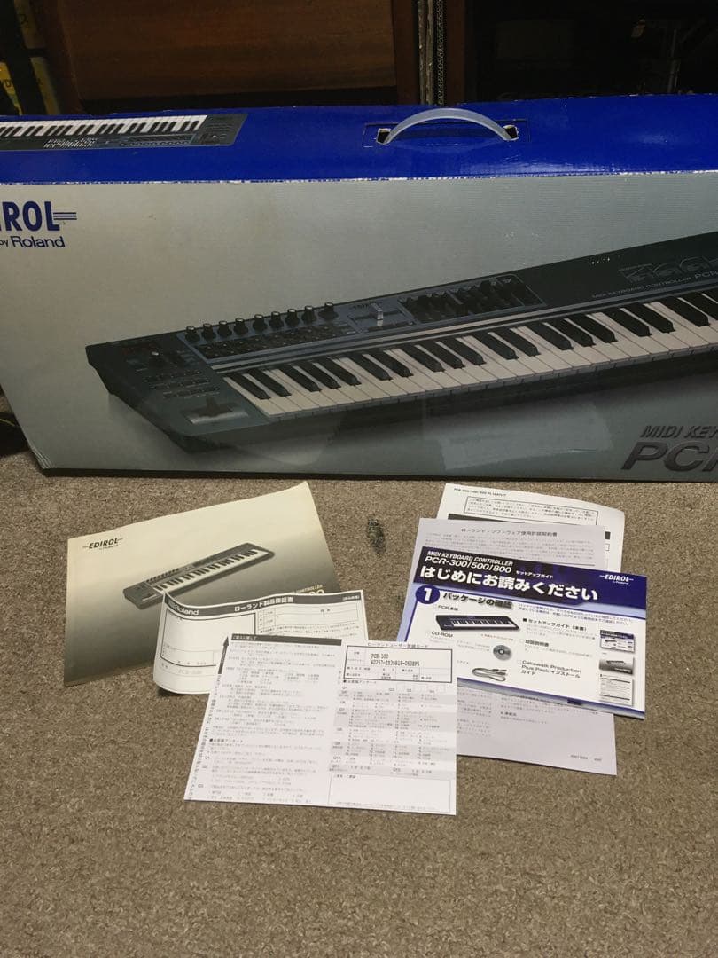 Roland　アフタータッチ対応MIDIキーボードコントローラー PCR-500