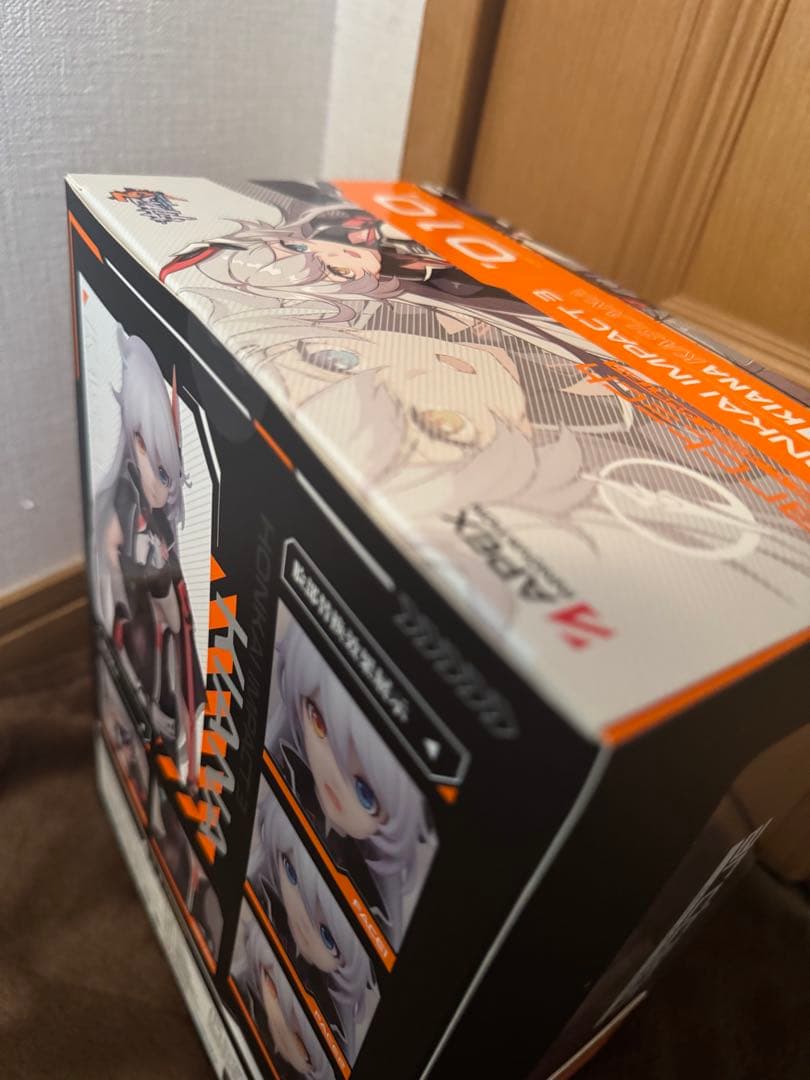 アルター 崩壊3rd キアナ　フィギュア　1/8