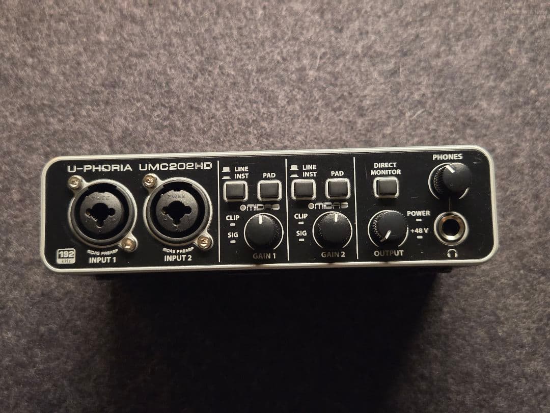 【美品】Behringer U-PHORIA UMC202HD