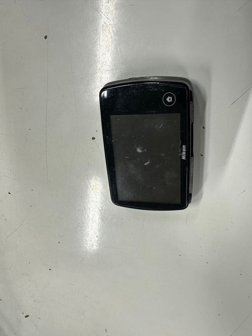 デジタルカメラ coolpix so1