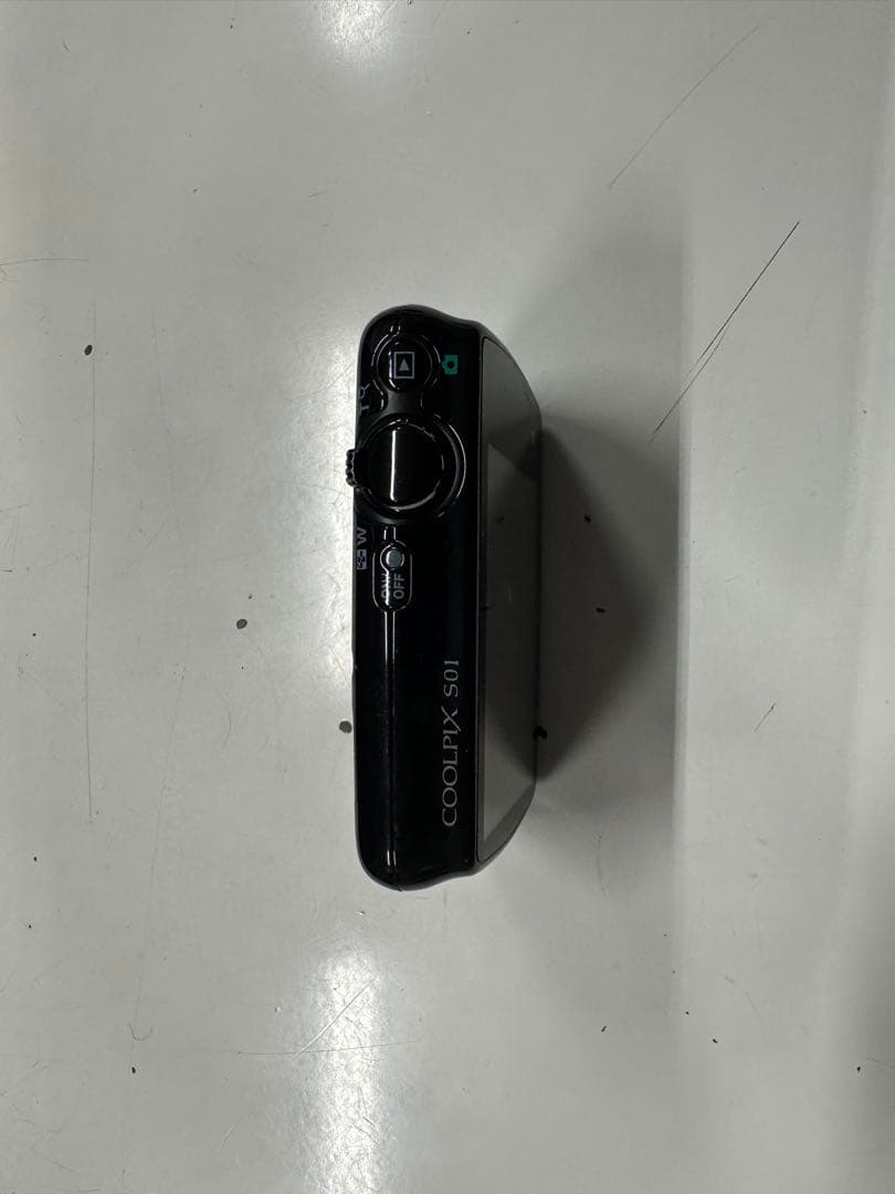 デジタルカメラ coolpix so1