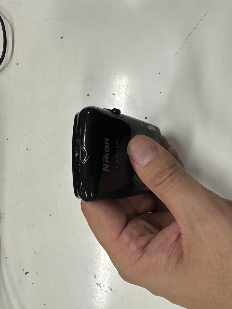 デジタルカメラ coolpix so1