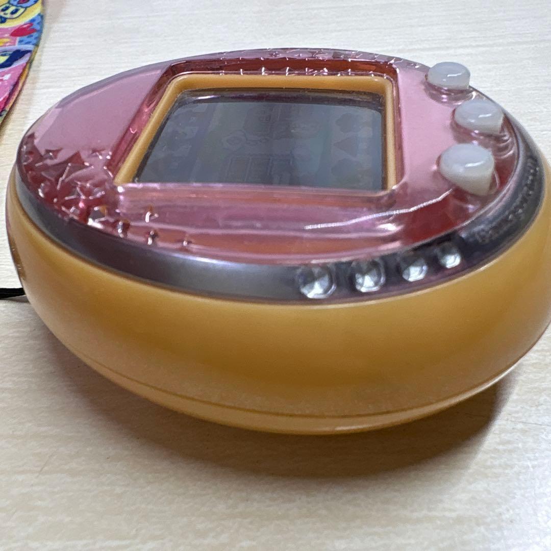 たまごっち iD L ピンク【ストラップ付き】