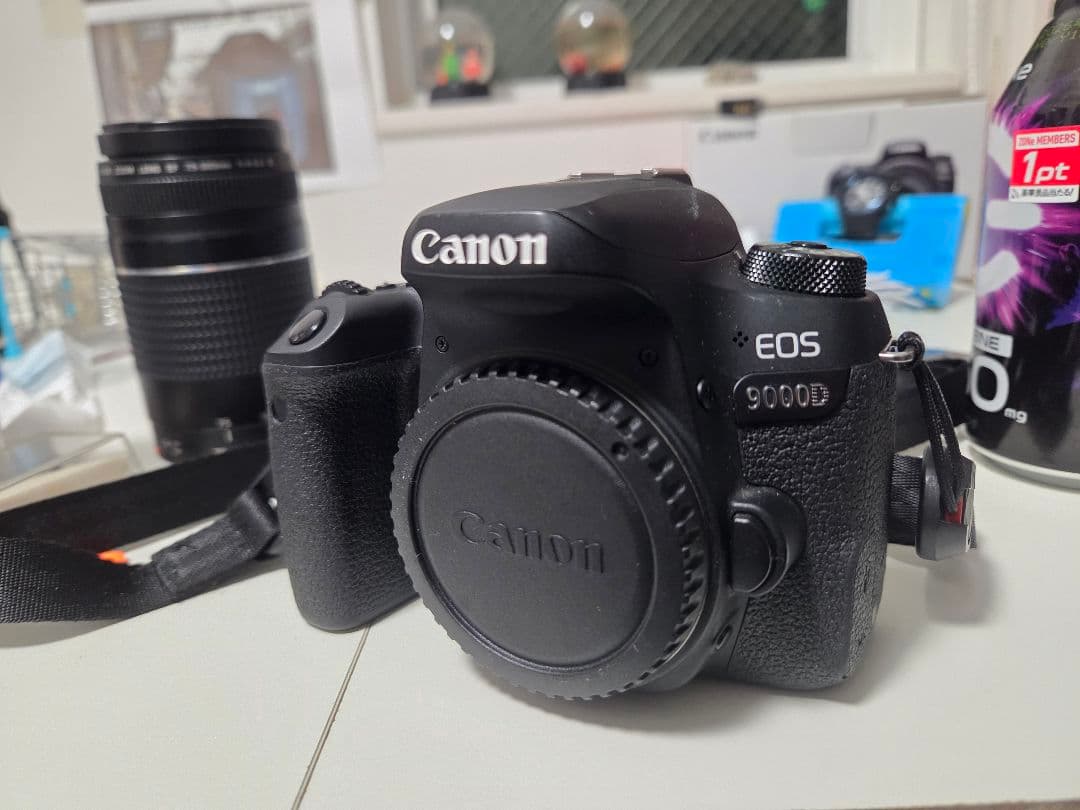 デジタルカメラ Canon EOS 9000D+EF75-300mm f/4-5.6 III