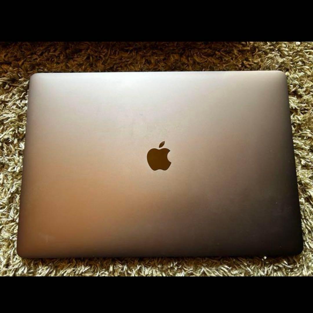 【大SALE】50万以上　APPLE MacBook Pro 2TB ケース付き