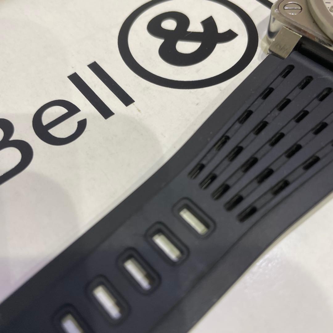 水　廃盤　ベル＆ロス/Bell＆Ross BR-01 ホワイト文字盤