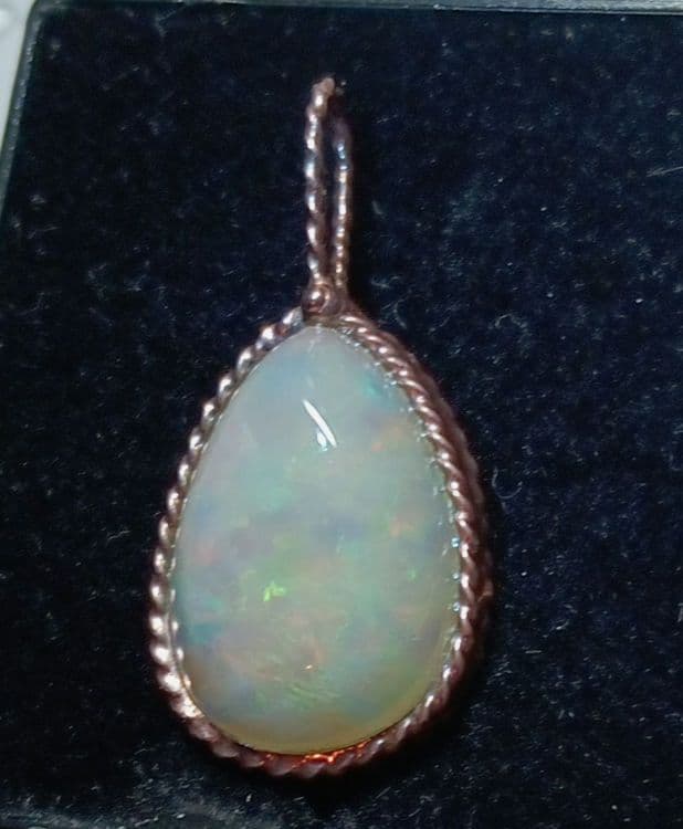 ❤❤ぷーさん（他3点、計4点）大粒〚オパール〛滴型ペンダント✨✨