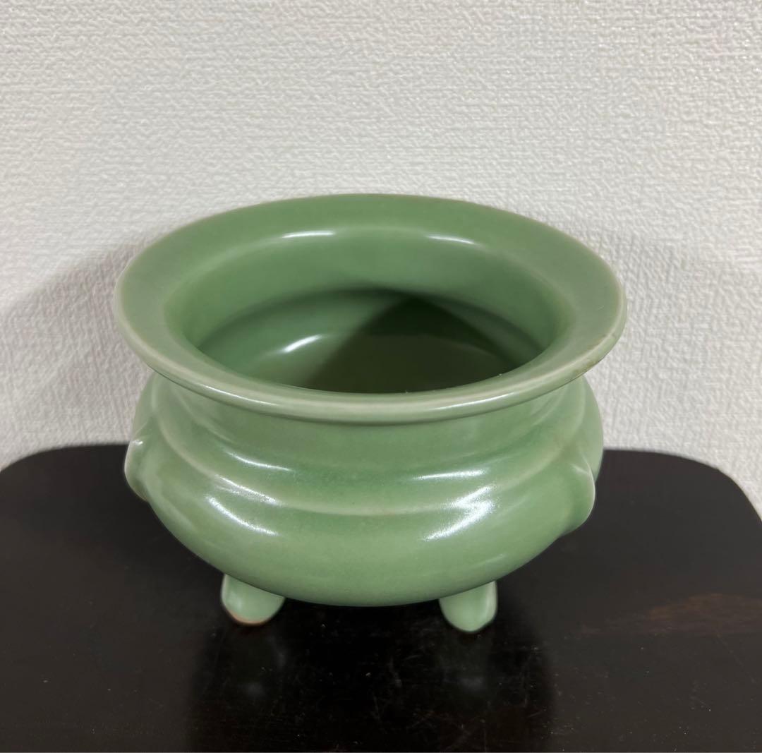 中国古美術　青磁袴腰香炉　龍泉窯香炉 F1-10