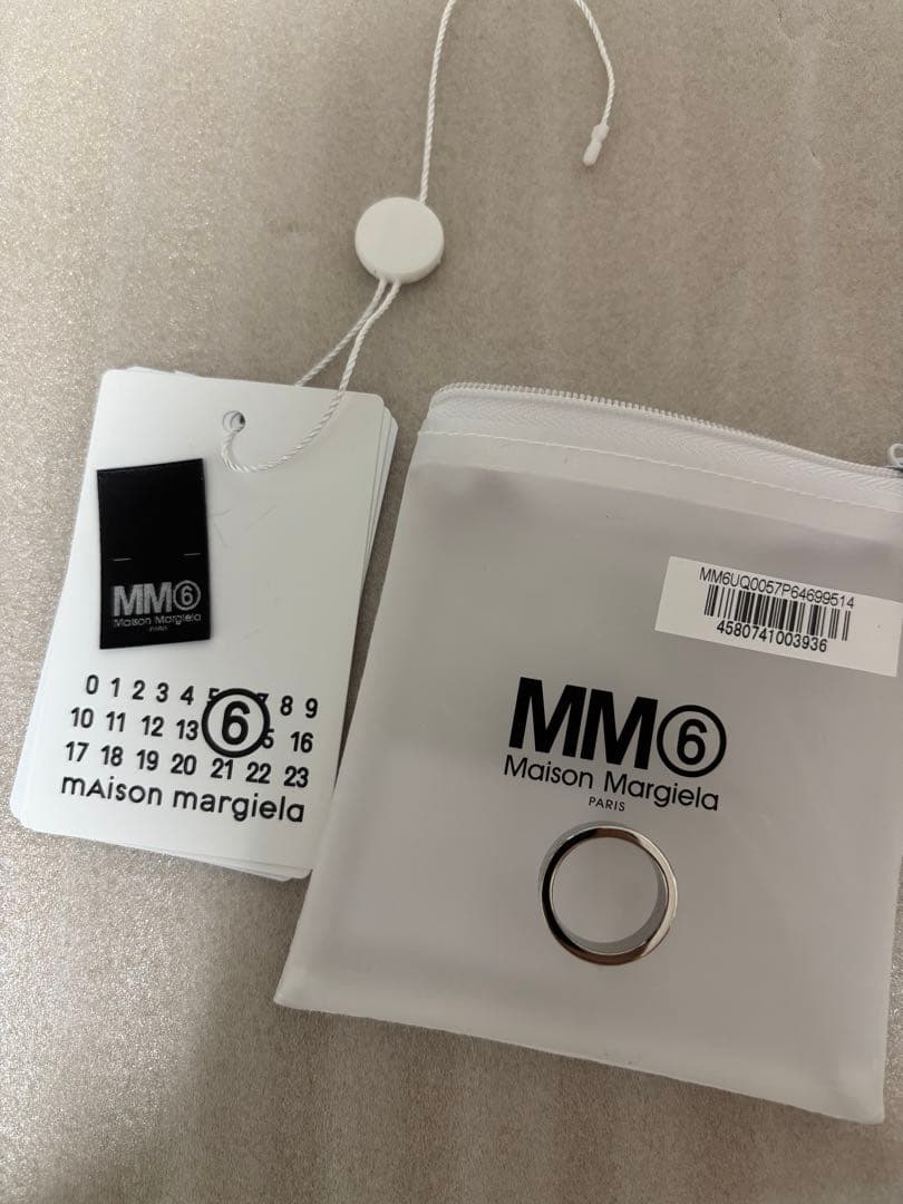 ヒ*ロ様 MM6 メゾンマルジェラ ナンバリングロゴリング