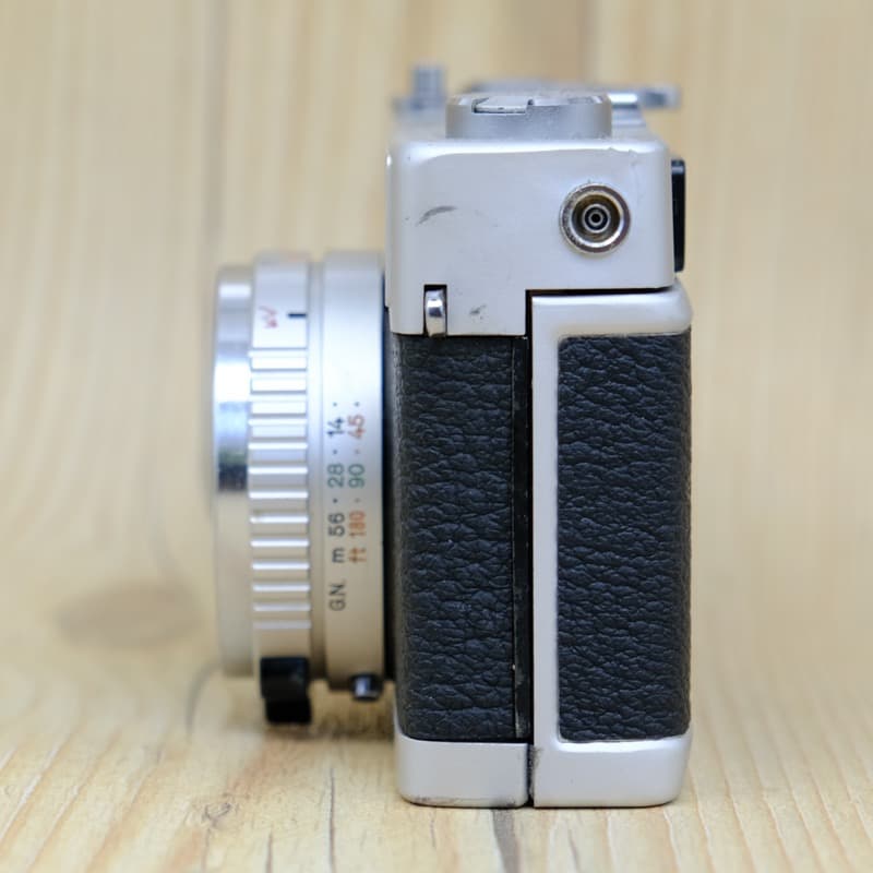 【整備品】KONICA C35 コニカ 　美品