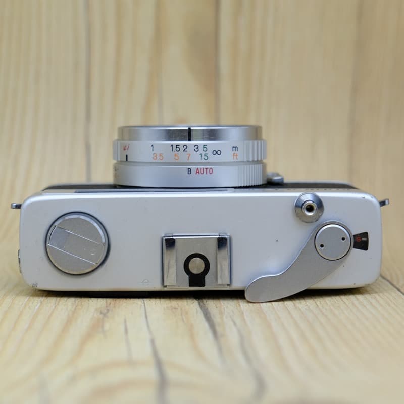 【整備品】KONICA C35 コニカ 　美品