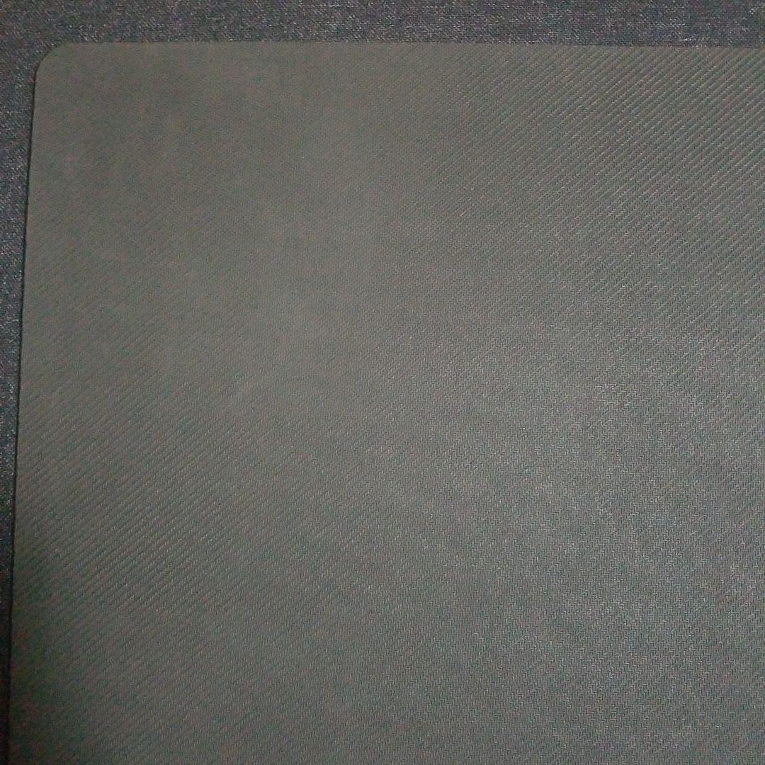 【公式/海外限定】バンギラス　雷　テラスタル　プレイマット