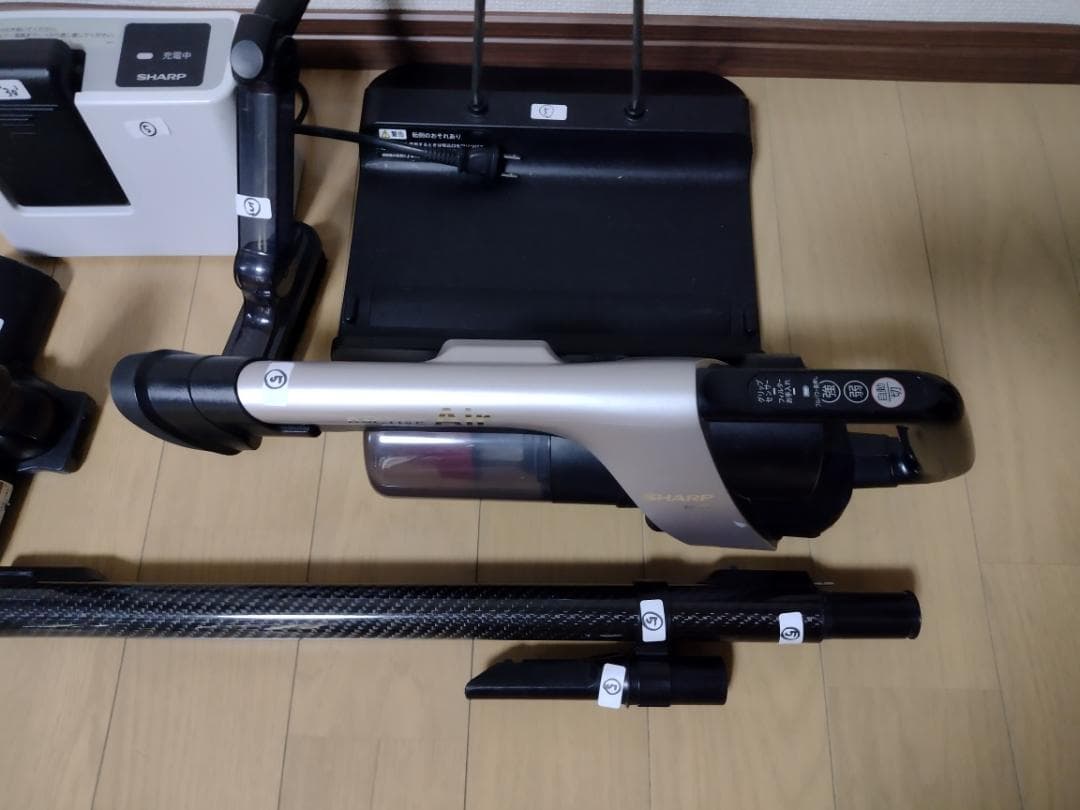シャープ★掃除機★EC-AR7-N★2022年製★バッテリーの状態良好★5