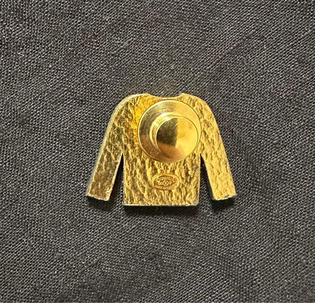 CHANELシャネル　ゴールドブローチ