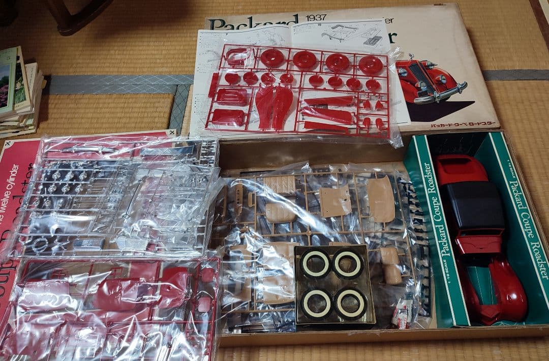 バンダイ 1937 パッカード・クーペ・ロードスター 1/16 クラシックカー