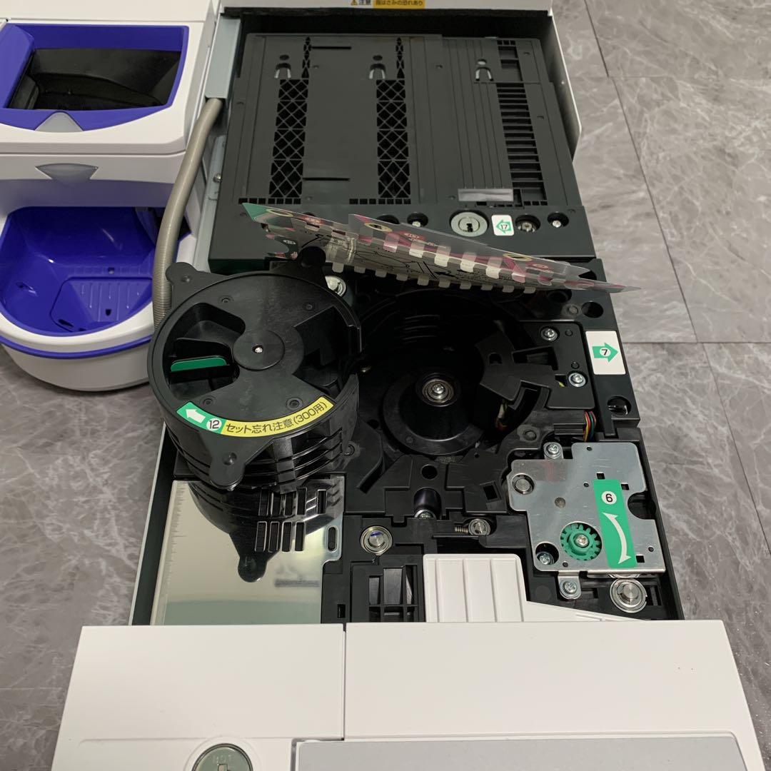 【新品】GLORY製 RT-300 RAD-300　自動釣銭機　グローリー