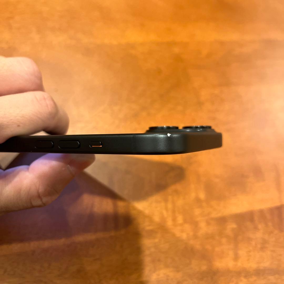 iPhone15 SIMフリー　128GB 付属品なし