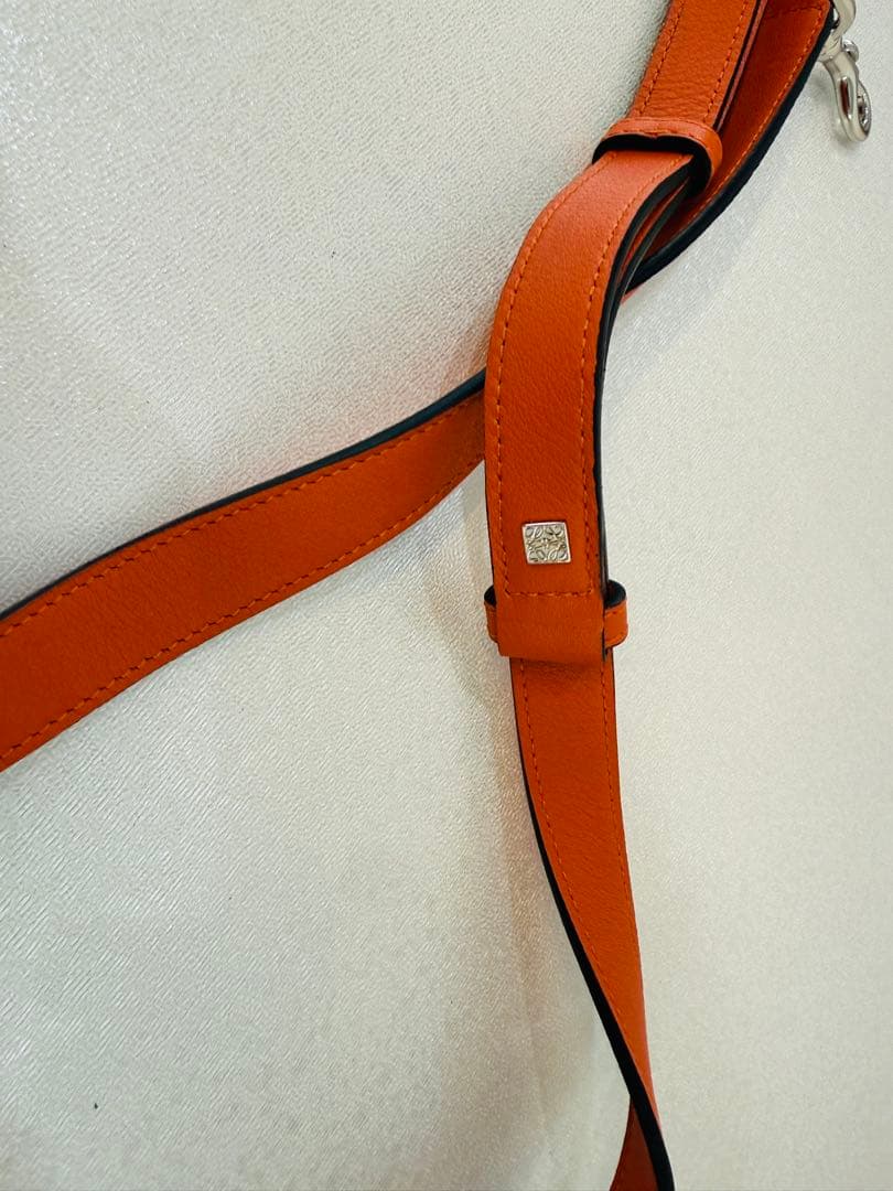 LOEWE アマソナ36 オレンジ　レザーハンドバッグ