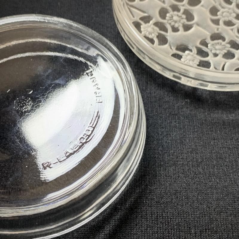 ルネ・ラリック パウダーケース LE LYS ドルセー（D'ORSAY)